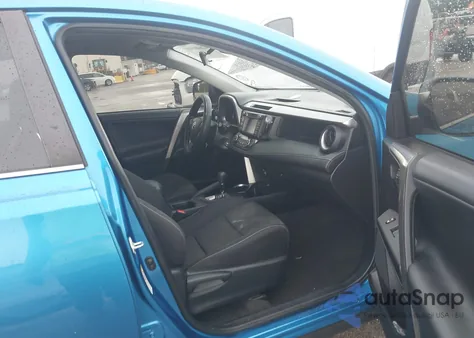 2018 Toyota Rav4 Xle from USA, damaged, VIN JTMWFREV8JJ195584